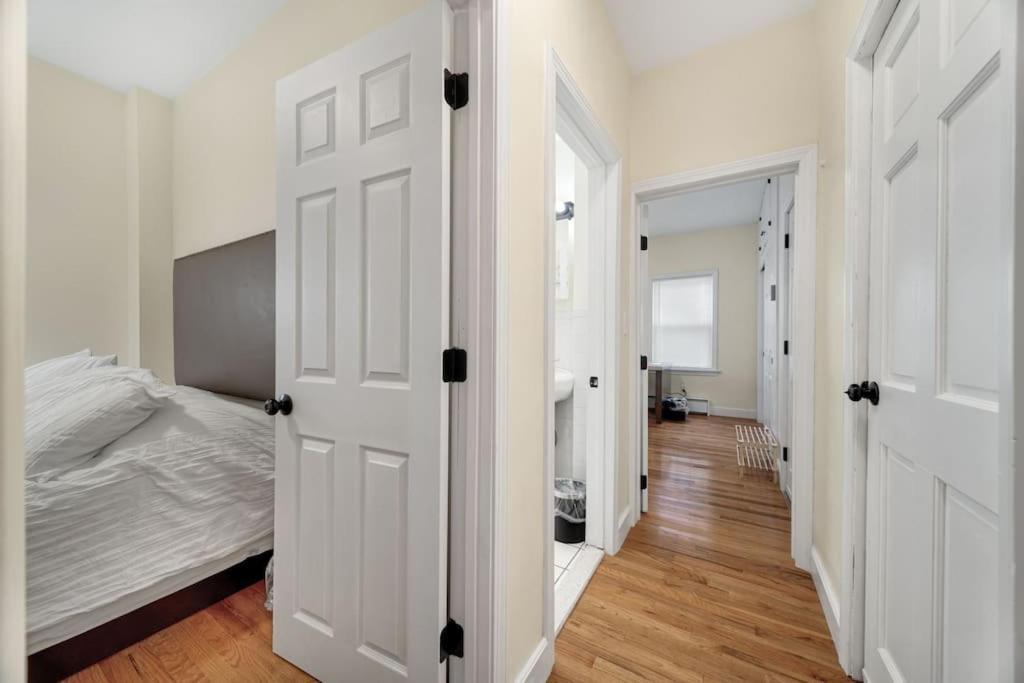 Newly Renovated 2Br1Ba Apt At The Boston City Zewnętrze zdjęcie
